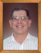 Warren Trachtman - click to enlarge photograph